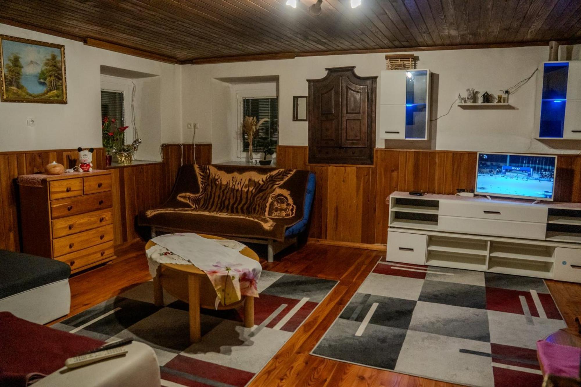 Hostel Sigma House Mojstrana Exteriér fotografie